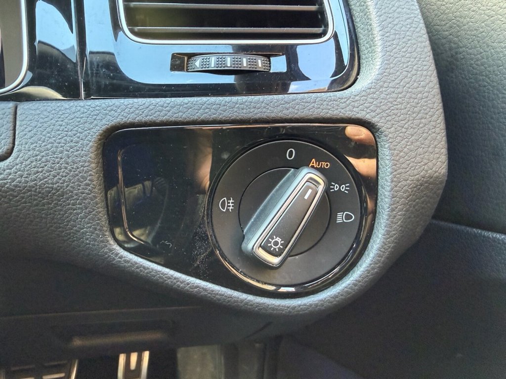 Used Volkswagen Golf 2020 for sale - 78056421: Photo 19