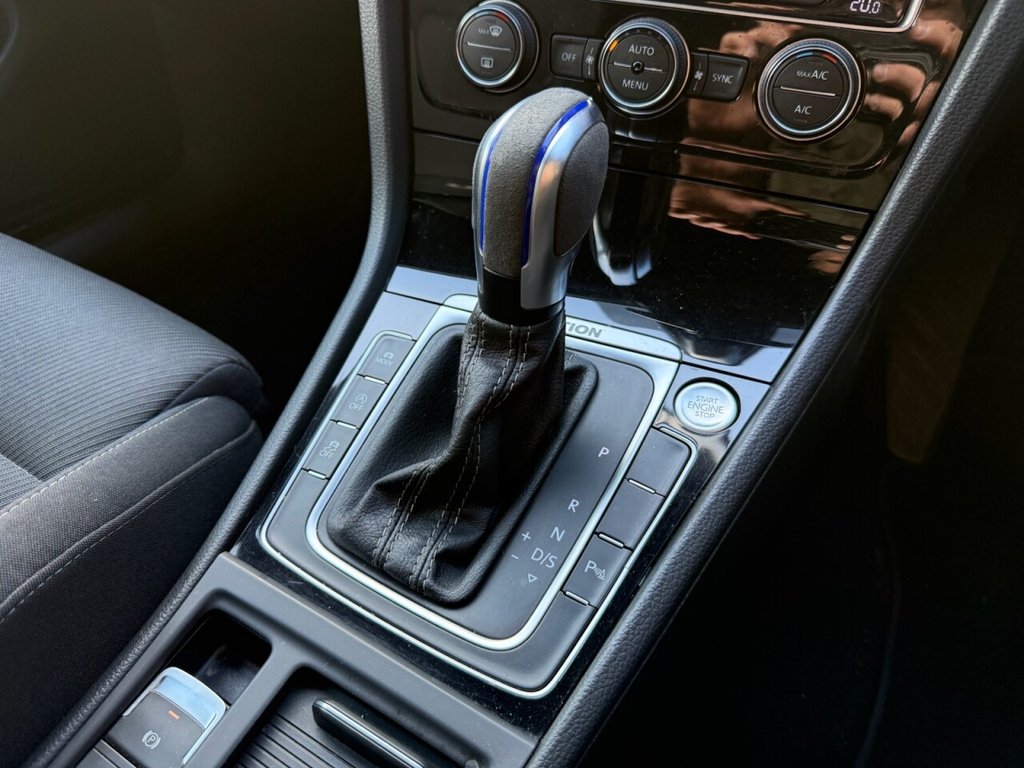 Used Volkswagen Golf 2020 for sale - 78056421: Photo 21