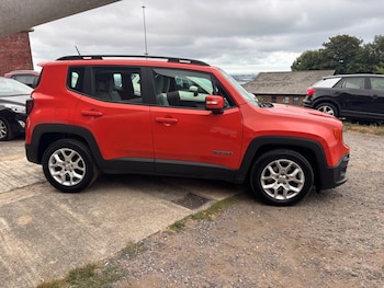 Used Jeep Renegade 2016 for sale - 79300670: Photo