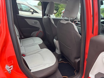Used Jeep Renegade 2016 for sale - 79300670: Photo