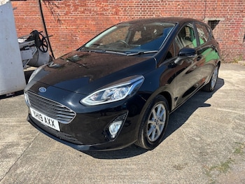 Used Ford Fiesta 2019 for sale - 79210192: Photo