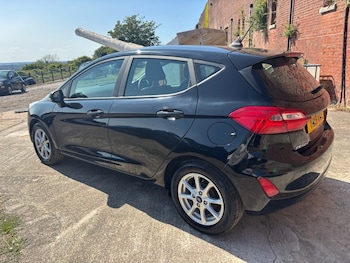 Used Ford Fiesta 2019 for sale - 79210192: Photo