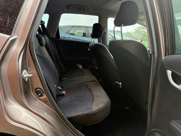 Used Honda Jazz 2013 for sale - 75370438: Photo 11
