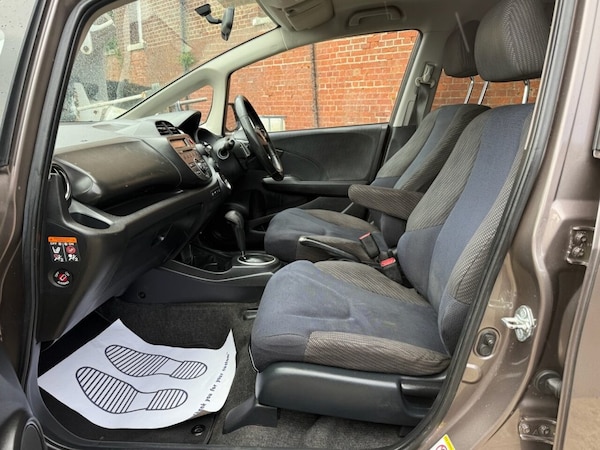 Used Honda Jazz 2013 for sale - 75370438: Photo 14