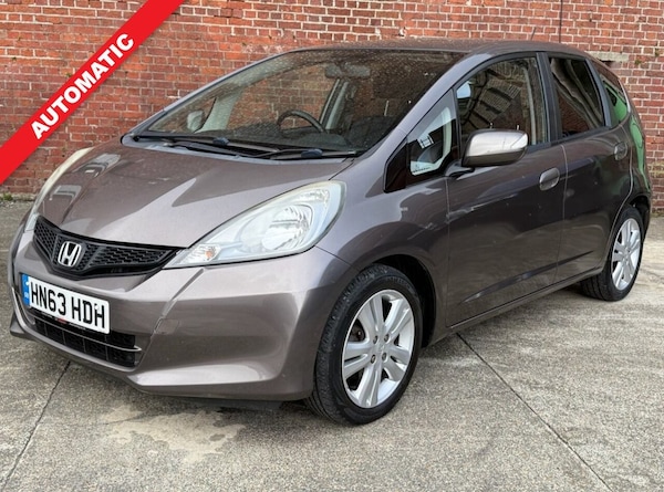Used Honda Jazz 2013 for sale - 75370438: Photo 1