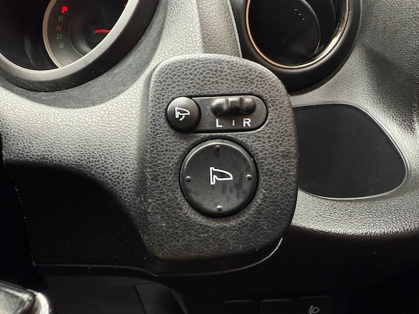 Used Honda Jazz 2013 for sale - 75370438: Photo 23