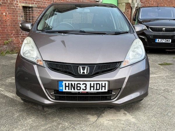Used Honda Jazz 2013 for sale - 75370438: Photo 2