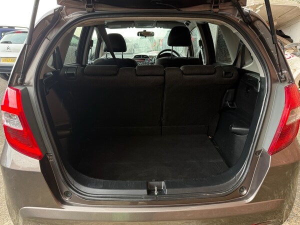 Used Honda Jazz 2013 for sale - 75370438: Photo 32