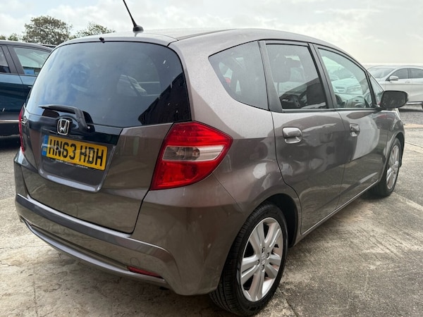 Used Honda Jazz 2013 for sale - 75370438: Photo 6