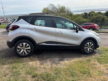 Used Renault Captur 2019 for sale - 77905352: Photo