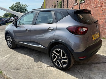 Used Renault Captur 2018 for sale - 79167070: Photo