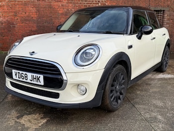 Used MINI Hatch 2018 for sale - 77302218: Photo