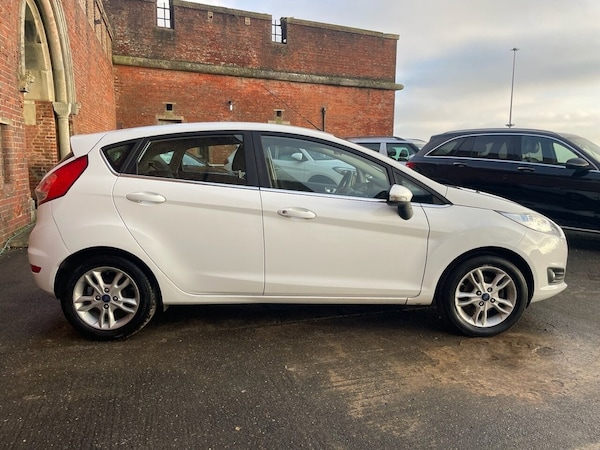 Used Ford Fiesta 2014 for sale - 76118758: Photo 24