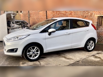Used Ford Fiesta 2014 for sale - 76118758: Photo 2