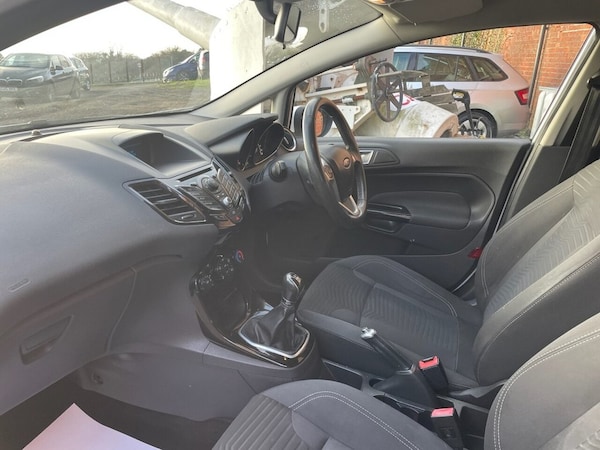 Used Ford Fiesta 2014 for sale - 76118758: Photo 32