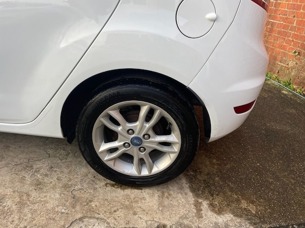 Used Ford Fiesta 2014 for sale - 76118758: Photo 33