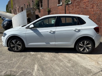 Used Volkswagen Polo 2018 for sale - 79313836: Photo