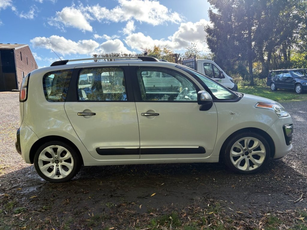 Used Citroen C3 Picasso 2014 for sale - 76430155: Photo 10