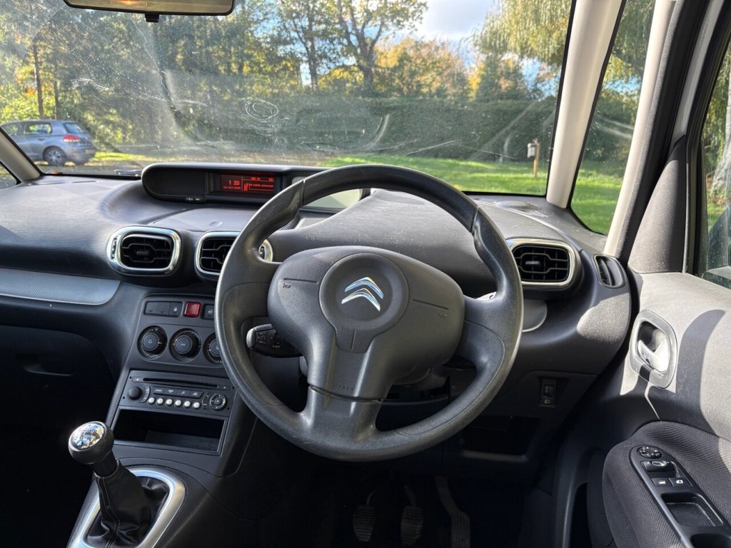 Used Citroen C3 Picasso 2014 for sale - 76430155: Photo 29