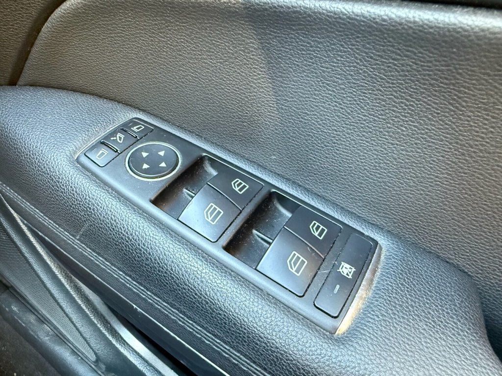 Used Mercedes-Benz E Class 2013 for sale - 76655434: Photo 21