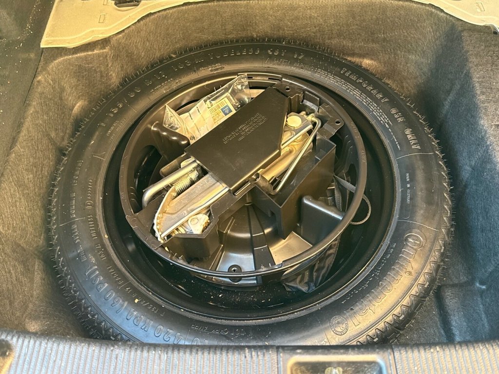 Used Mercedes-Benz E Class 2013 for sale - 76655434: Photo 40