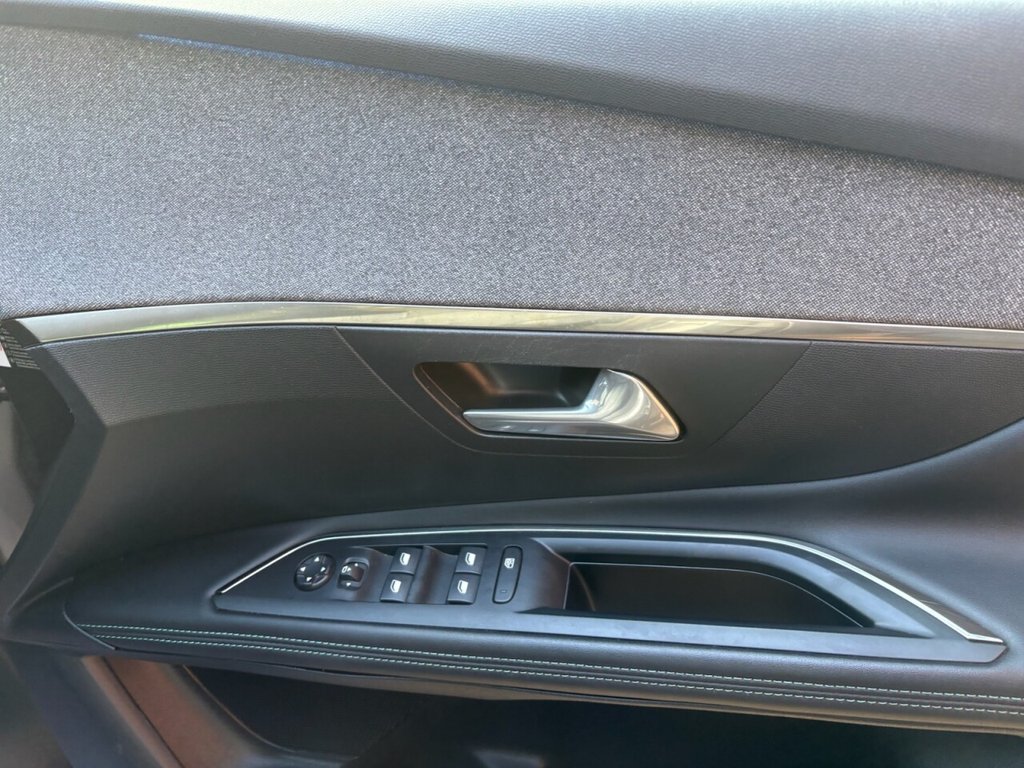 Used Peugeot 3008 2022 for sale - 77608640: Photo 34