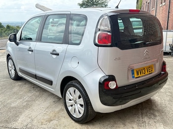 Used Citroen C3 Picasso 2013 for sale - 75800034: Photo