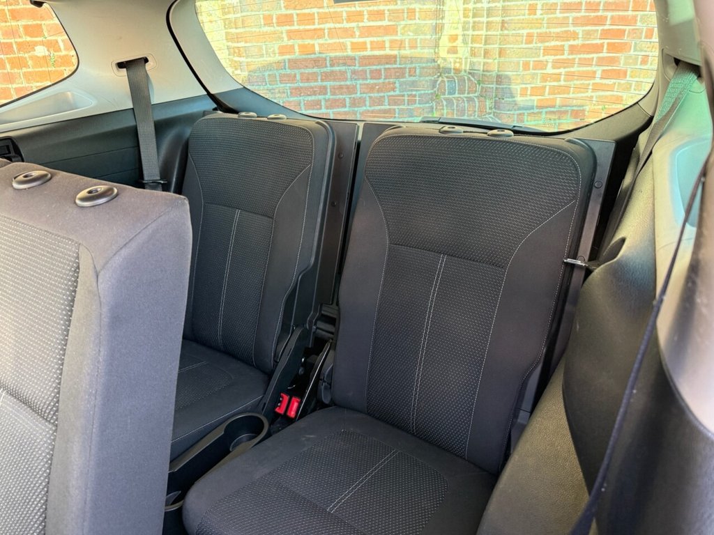 Used Vauxhall Zafira Tourer 2015 for sale - 77122109: Photo 12
