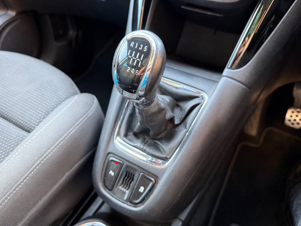 Used Vauxhall Zafira Tourer 2015 for sale - 77122109: Photo 19