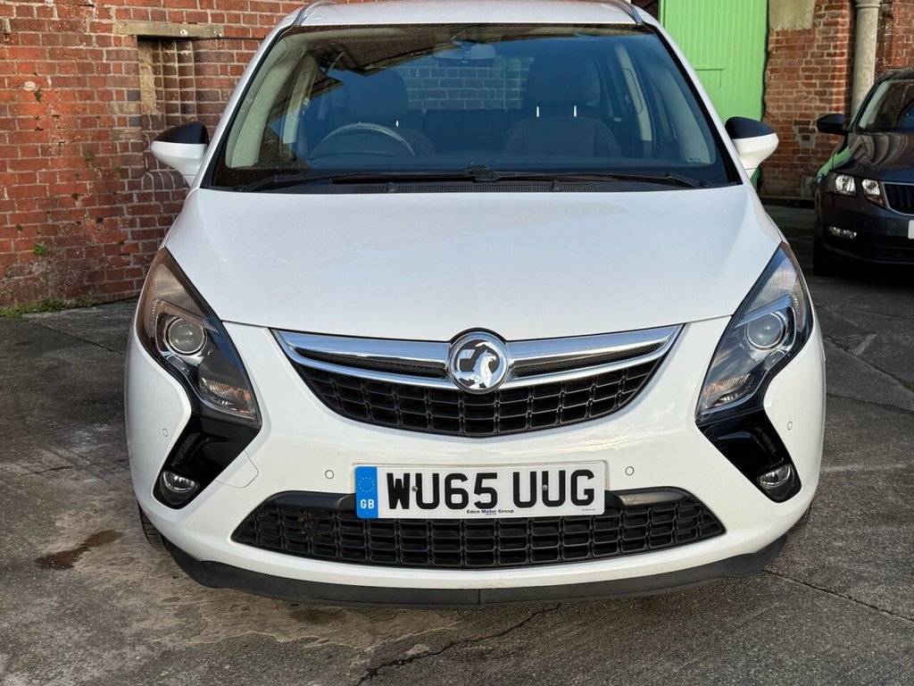 Used Vauxhall Zafira Tourer 2015 for sale - 77122109: Photo 2