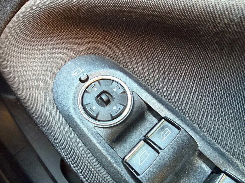 Used Ford Mondeo 2012 for sale - 77978952: Photo 16