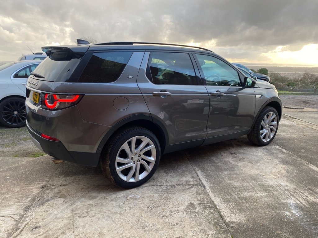 Used Land Rover Discovery Sport 2016 for sale - 77059592: Photo 2
