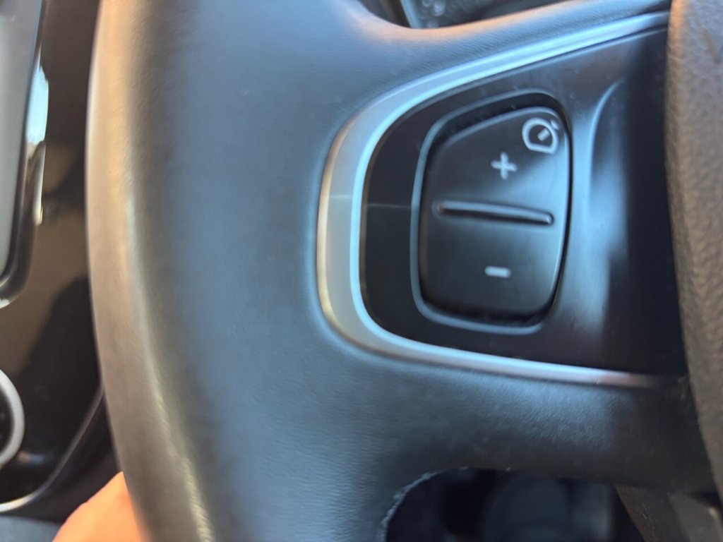 Used Renault Captur 2018 for sale - 78172456: Photo 20