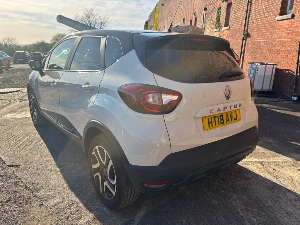 Used Renault Captur 2018 for sale - 78172456: Photo 3