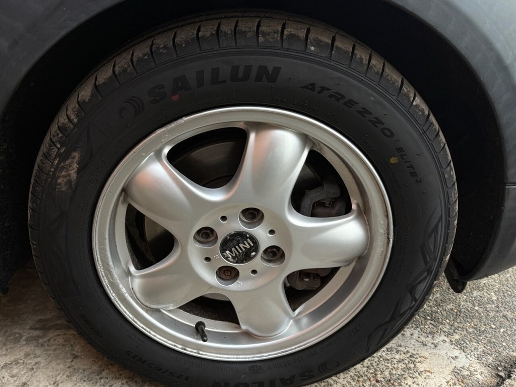 Used MINI Hatch 2010 for sale - 77250041: Photo 24