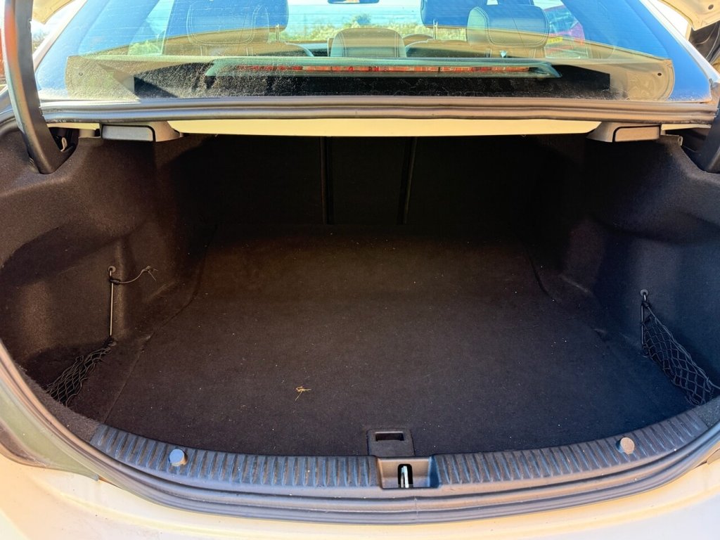 Used Mercedes-Benz C Class 2015 for sale - 77263115: Photo 13