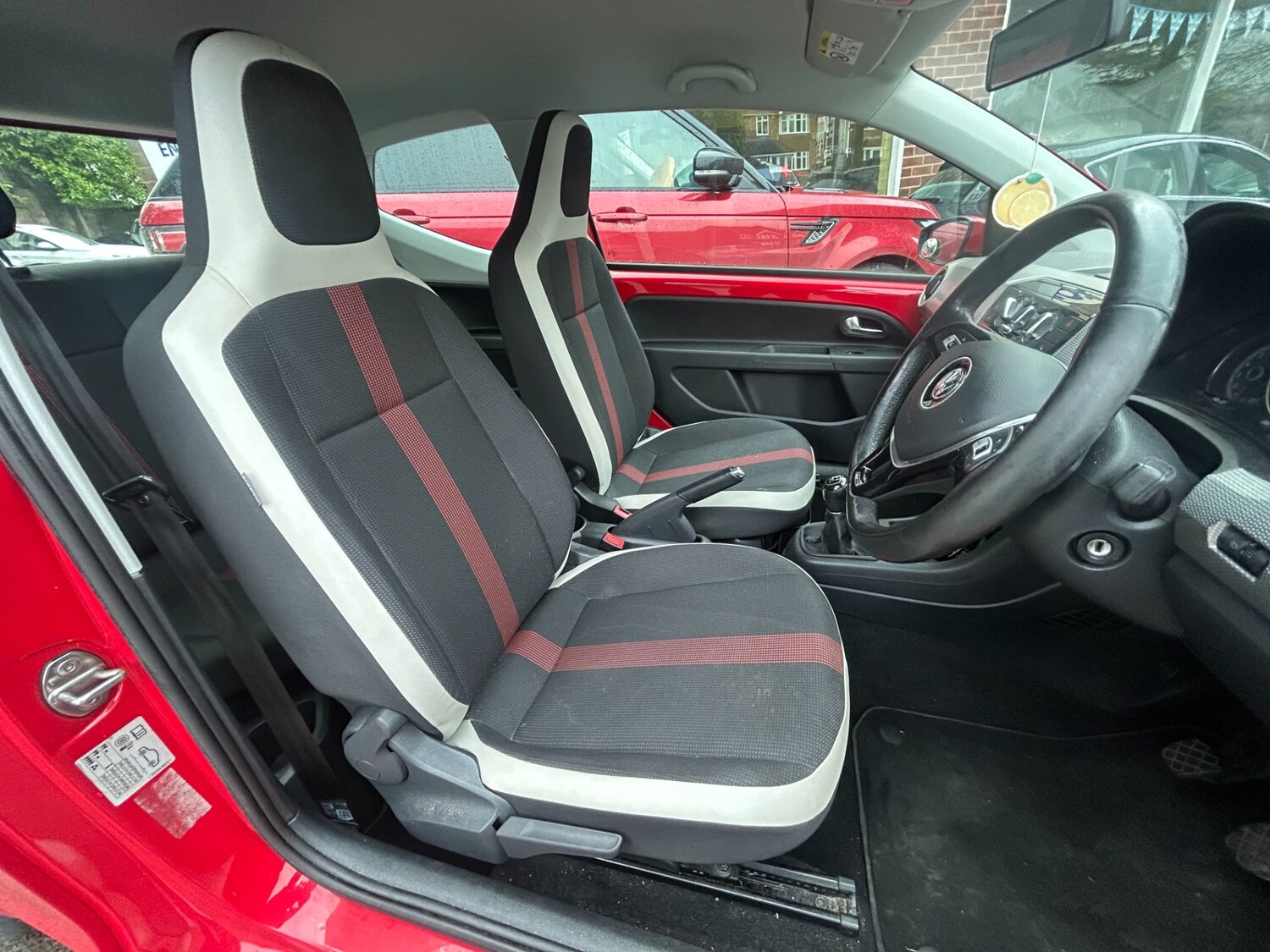 Used Volkswagen up! 2016 for sale - 77482314: Photo 9