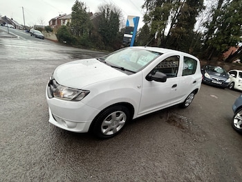 Used Dacia Sandero 2016 for sale - 77125690: Photo
