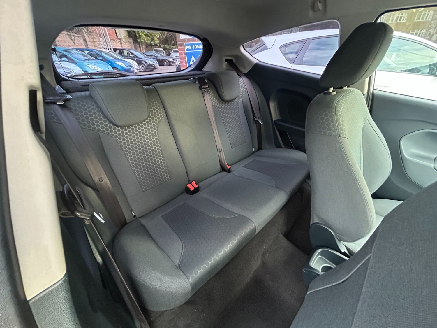 Used Ford Fiesta 2011 for sale - 77819143: Photo 10