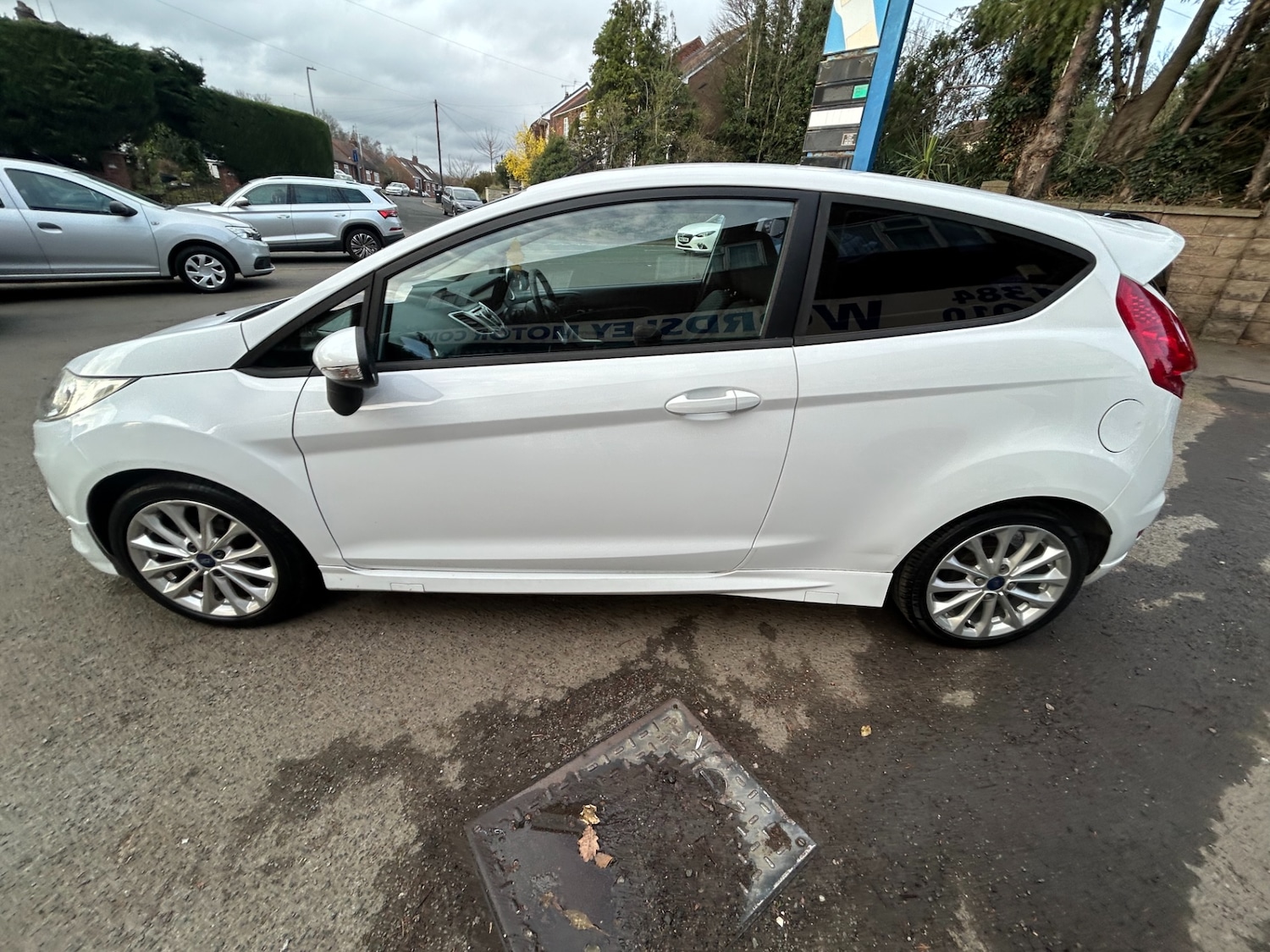 Used Ford Fiesta 2011 for sale - 77819143: Photo 2