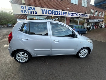 Used Hyundai i10 2012 for sale - 76479440: Photo