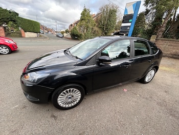 Used Ford Focus 2010 for sale - 77635395: Photo