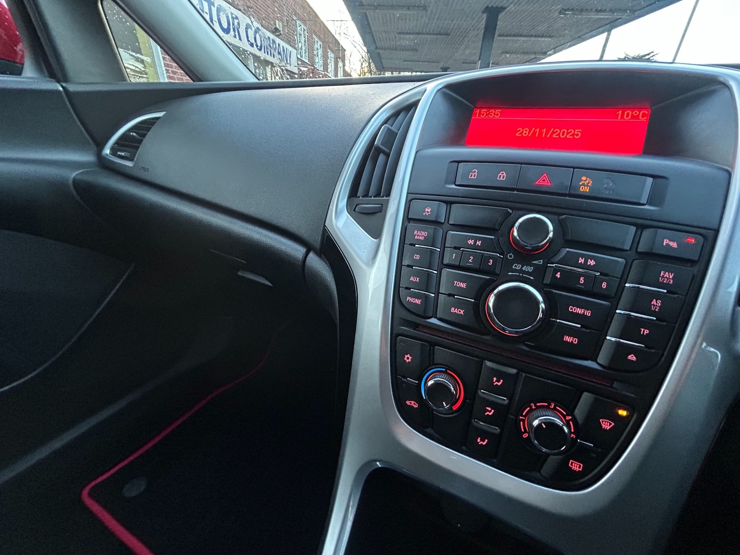 Used Vauxhall Astra 2013 for sale - 76734324: Photo 10