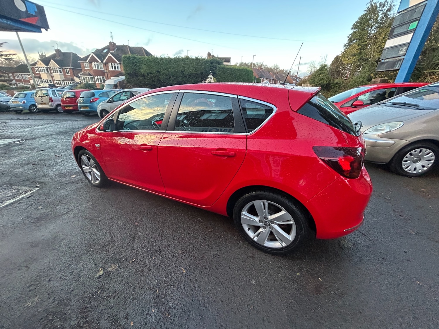 Used Vauxhall Astra 2013 for sale - 76734324: Photo 2