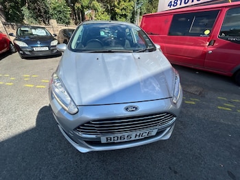 Used Ford Fiesta 2015 for sale - 79383247: Photo