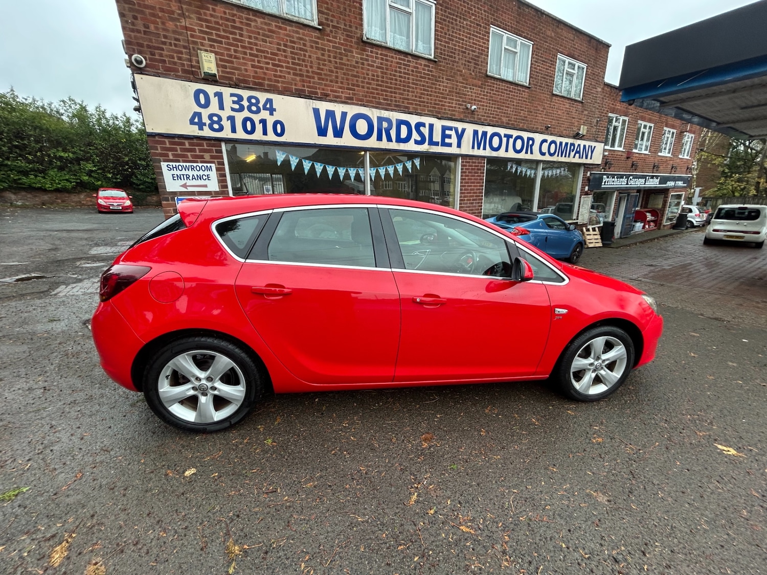 Used Vauxhall Astra 2011 for sale - 76807562: Photo 1