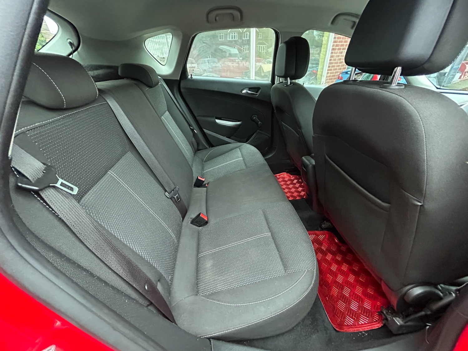 Used Vauxhall Astra 2011 for sale - 76807562: Photo 15