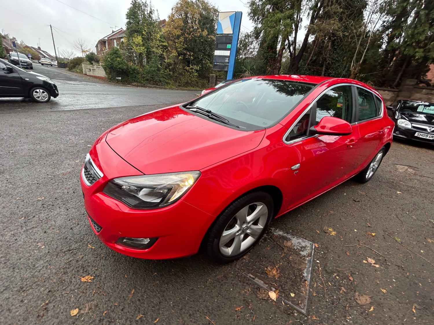Used Vauxhall Astra 2011 for sale - 76807562: Photo 2