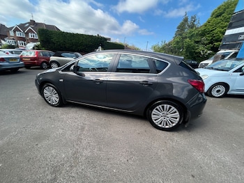 Used Vauxhall Astra 2015 for sale - 78386149: Photo
