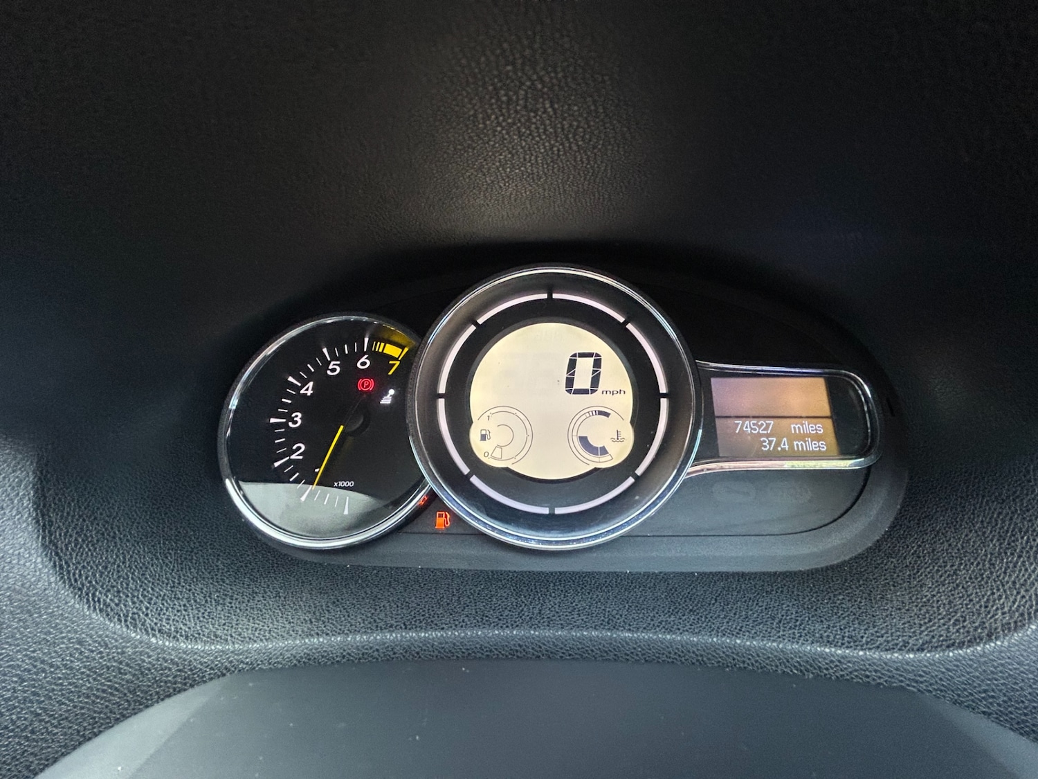 Used Renault Megane 2011 for sale - 76352578: Photo 16